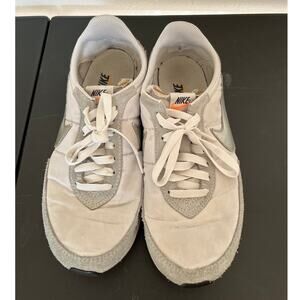 Nike Waffle Trainer 2 White Metal Silver Women's sneakers Size 9.5  $90